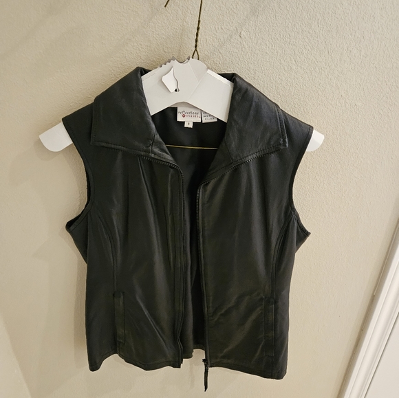 Leather Black Vest size Medium - Picture 1 of 3